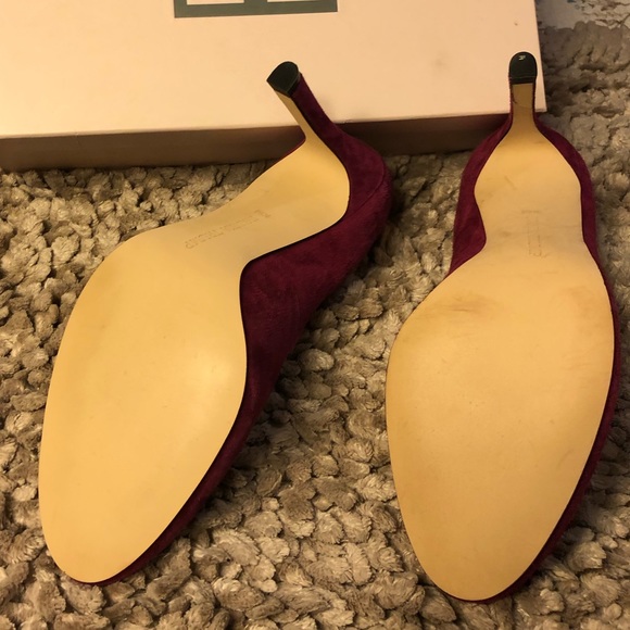 IVANKA TRUMP suede heals. - Picture 4 of 12